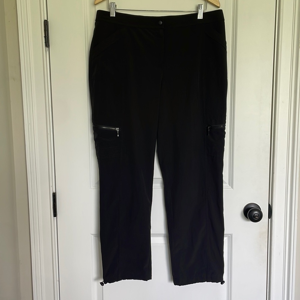 Chico’s Women’s Lightweight Cargo Pants Black L